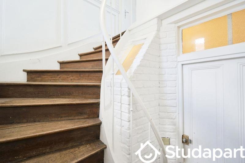 Chambre - 12 m² - 1 pièce