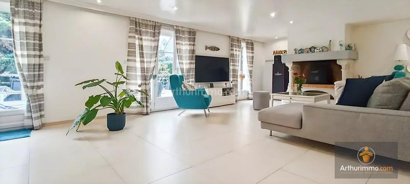 Maison - 153 m² - 7 pièces