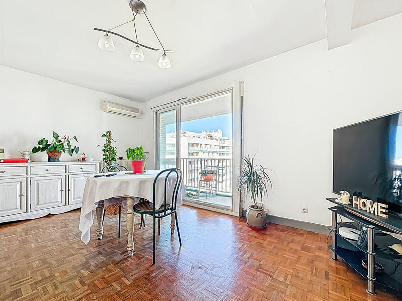 Appartement - 72 m² - 3 pièces