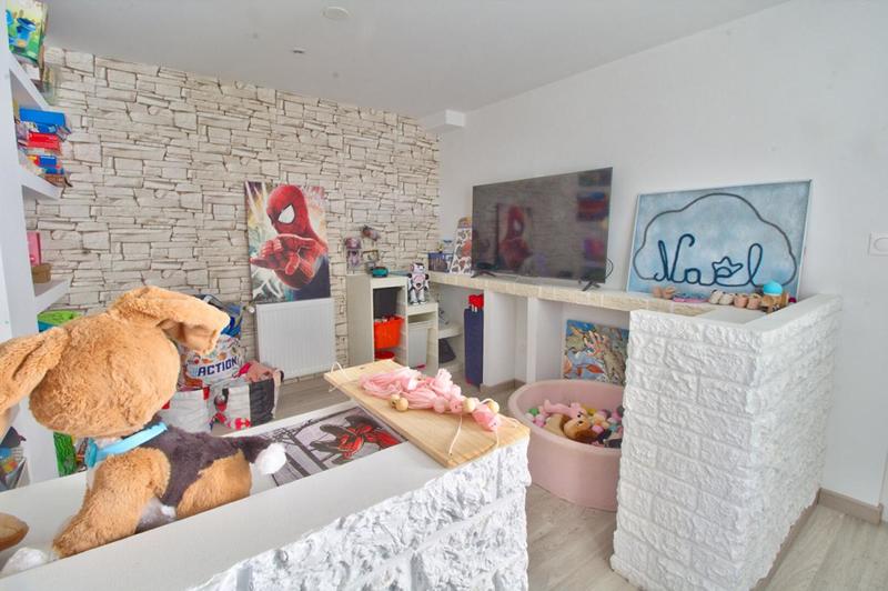 Maison - 148 m² - 5 pièces