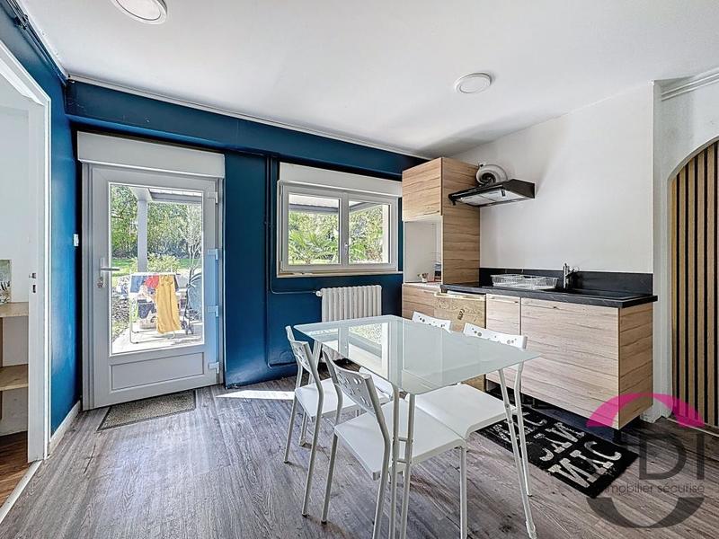 Maison - 200 m² - 5 pièces