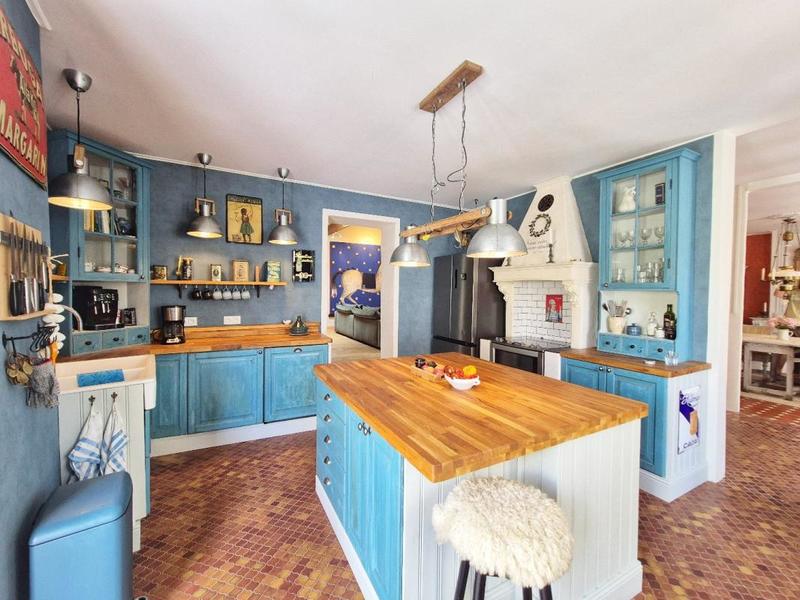 Maison - 180 m² - 6 pièces