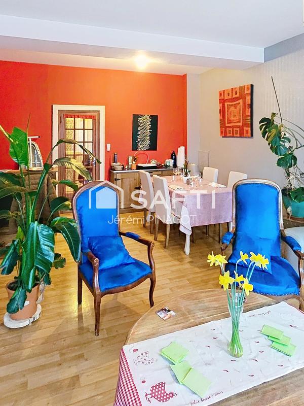 Local commercial - 215 m² - 6 pièces