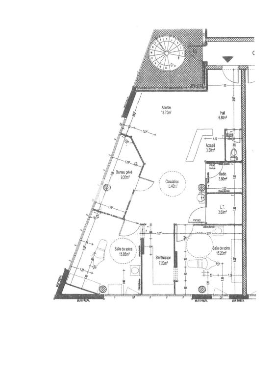 Local commercial - 96 m² - 6 pièces