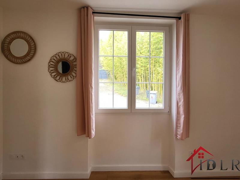 Maison - 234 m² - 8 pièces