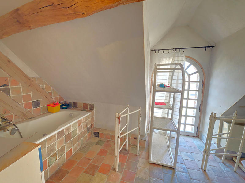 Maison - 265 m² - 10 pièces