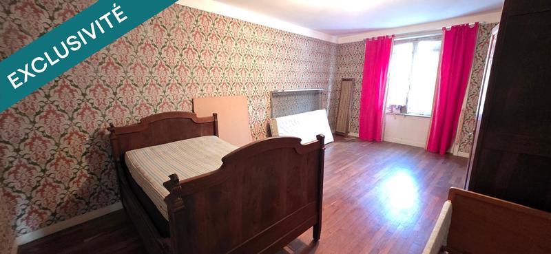 Maison - 267 m² - 11 pièces