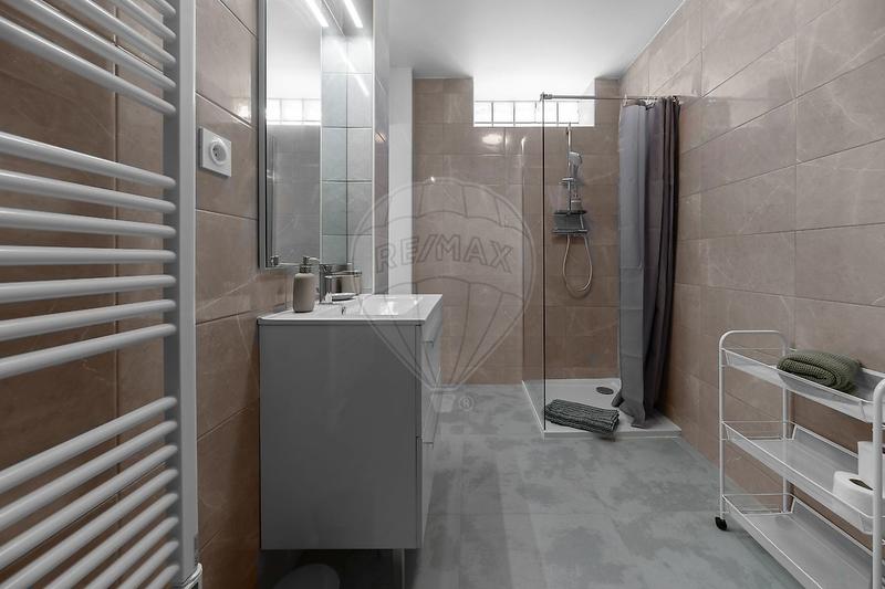 Appartement - 60 m² - 2 pièces