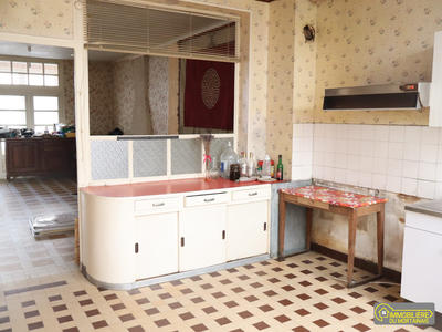 Maison - 168 m² - 8 pièces