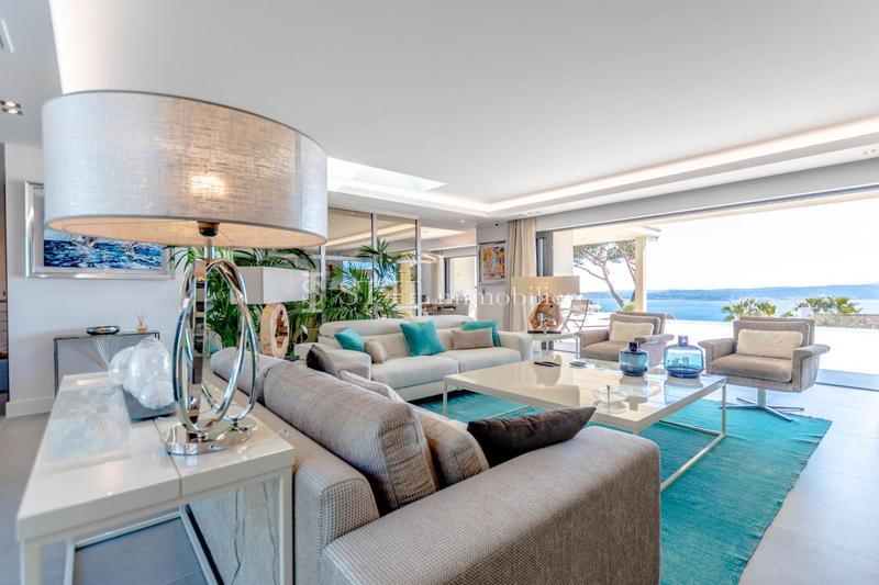 Villa - 310 m² - 7 pièces