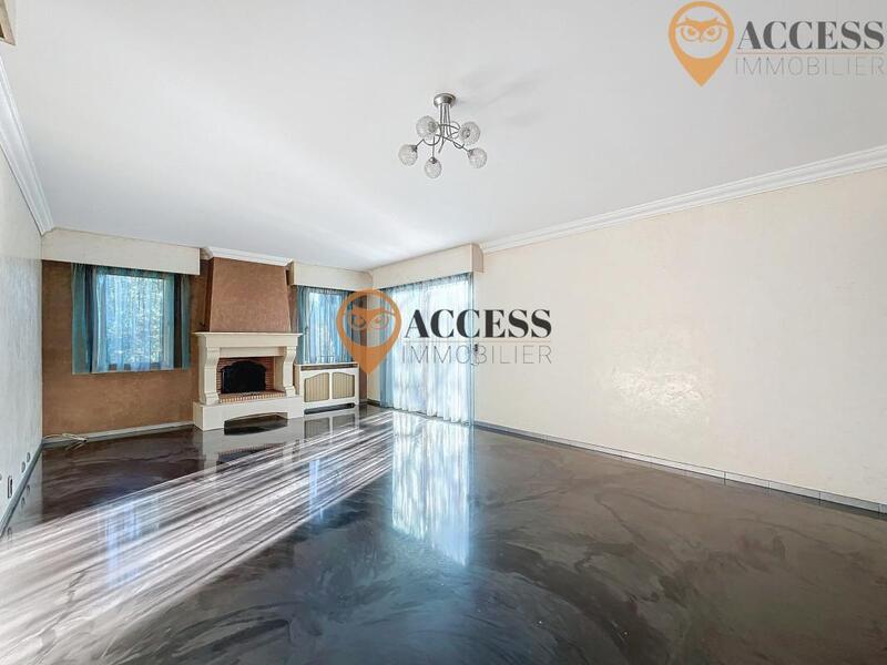 Maison - 218 m² - 8 pièces