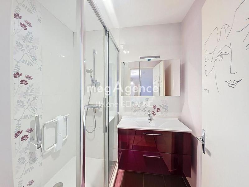 Appartement - 85 m² - 4 pièces