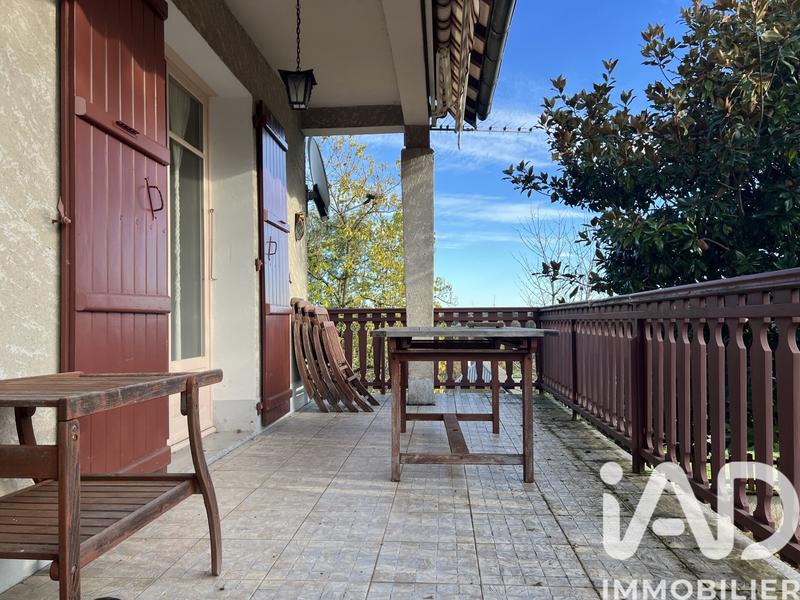 Maison - 95 m² - 4 pièces