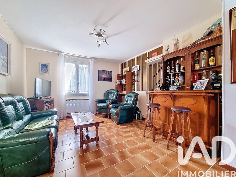 Maison - 90 m² - 5 pièces