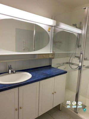 Appartement - 84 m² - 5 pièces