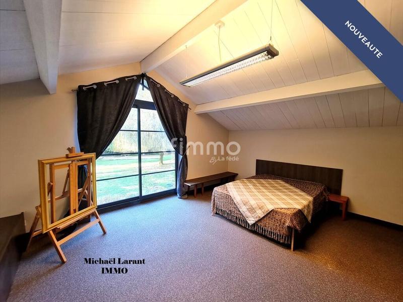 Propriété - 484 m² - 7 pièces