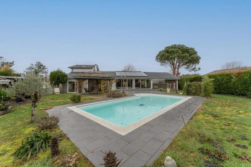 Villa - 162 m² - 7 pièces