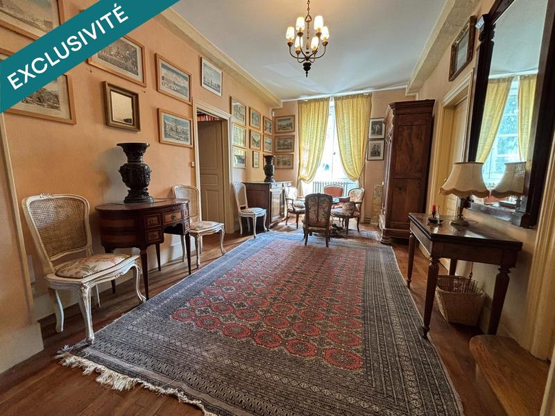 Maison de maîtres - 561 m² - 20 pièces