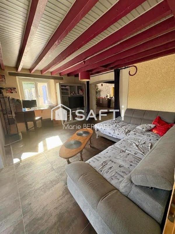 Maison - 251 m² - 9 pièces