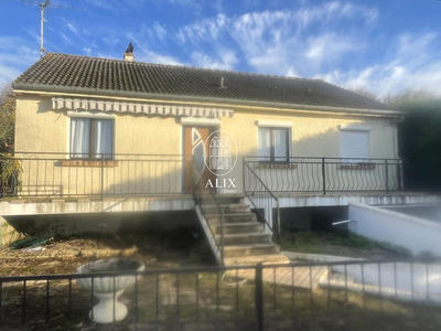 Maison - 84 m² - 4 pièces