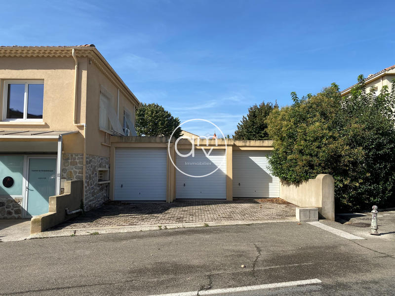 Parking / Garage - 14 m²