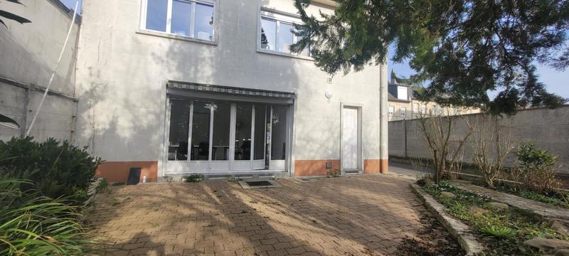 Immeuble - 180 m² - 7 pièces