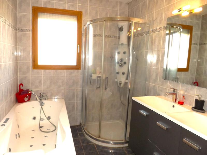 Maison - 105 m² - 4 pièces