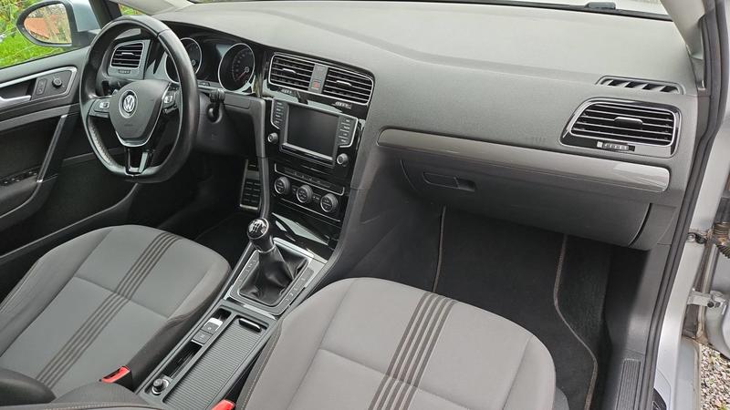 Volkswagen Golf VII 1.2 Tsi 110 Allstar - 5 places