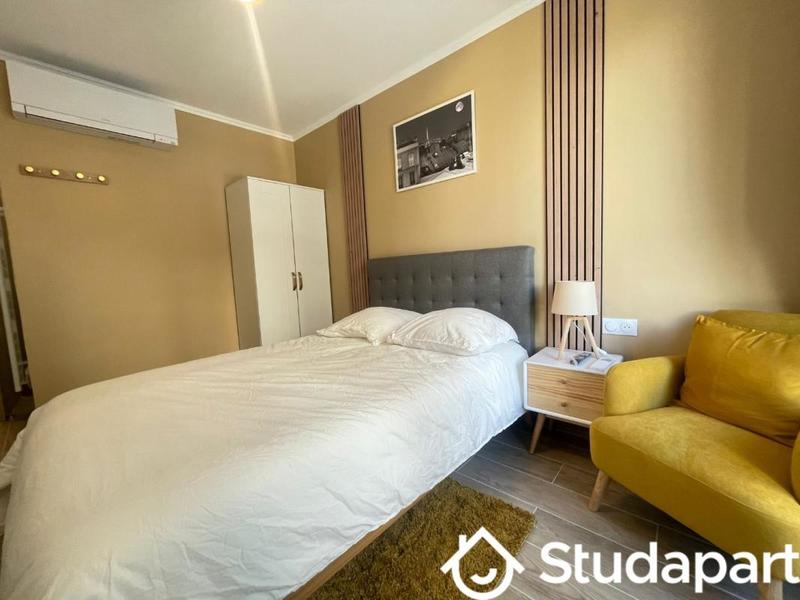 Chambre - 17 m² - 1 pièce