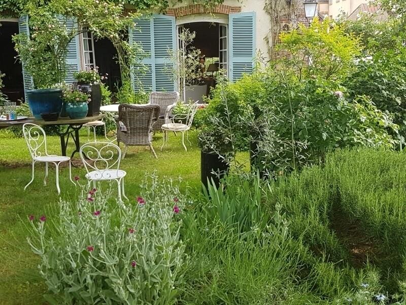 Maison - 280 m² - 6 pièces