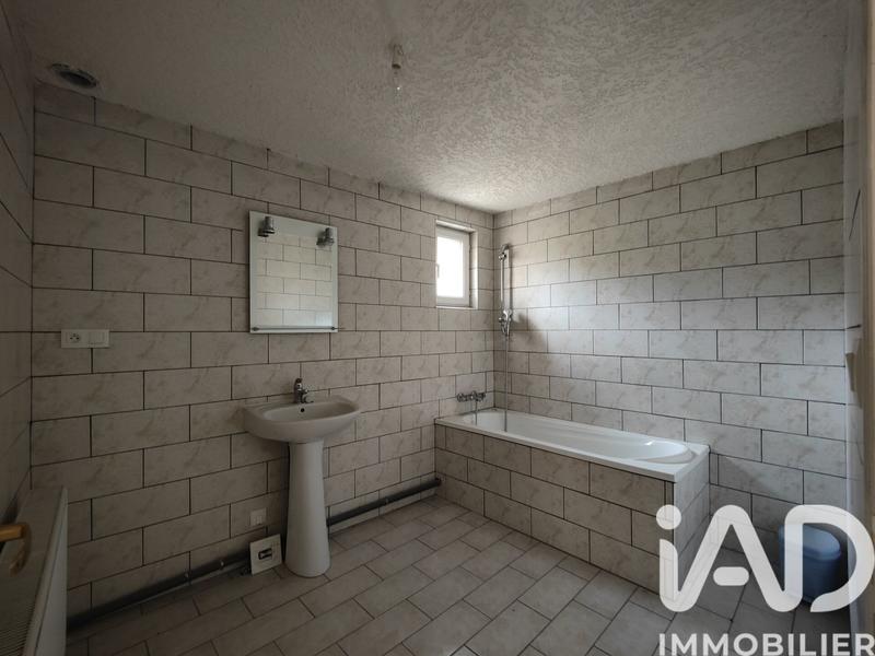 Maison - 228 m² - 11 pièces