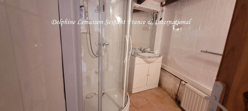 Maison - 240 m² - 9 pièces