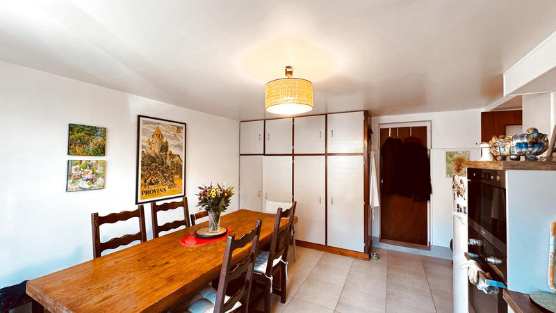 Maison - 180 m² - 6 pièces