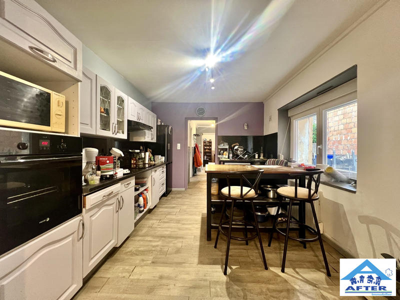 Maison - 111 m² - 6 pièces