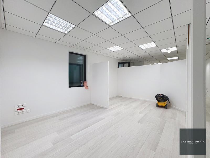 Local commercial - 77 m²