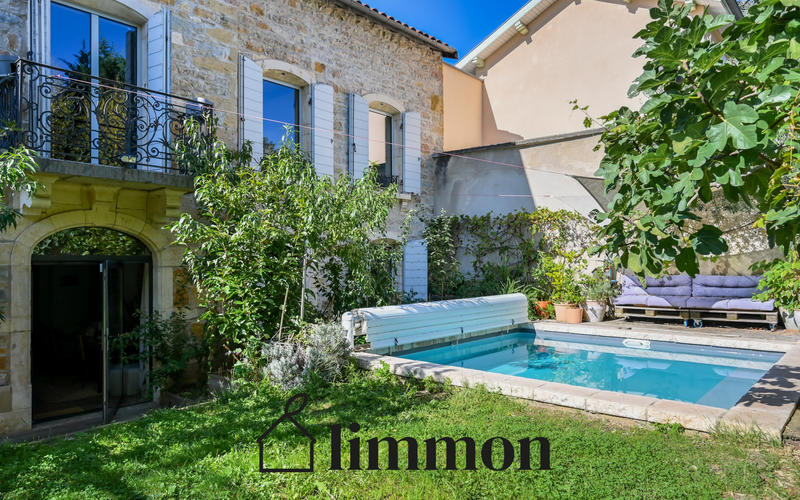 Maison - 160 m² - 5 pièces