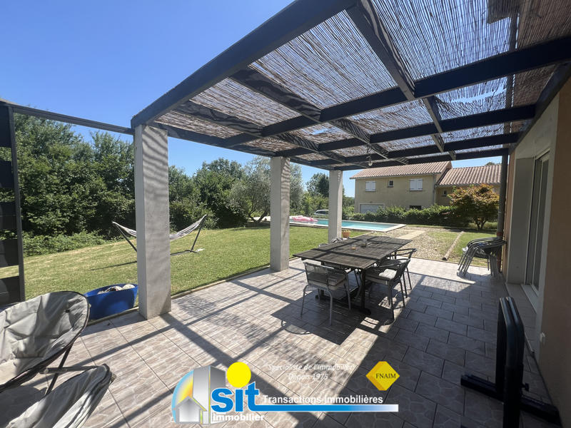 Maison - 120 m² - 5 pièces