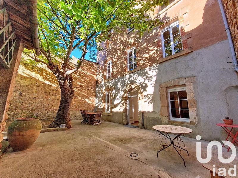 Maison - 257 m² - 9 pièces