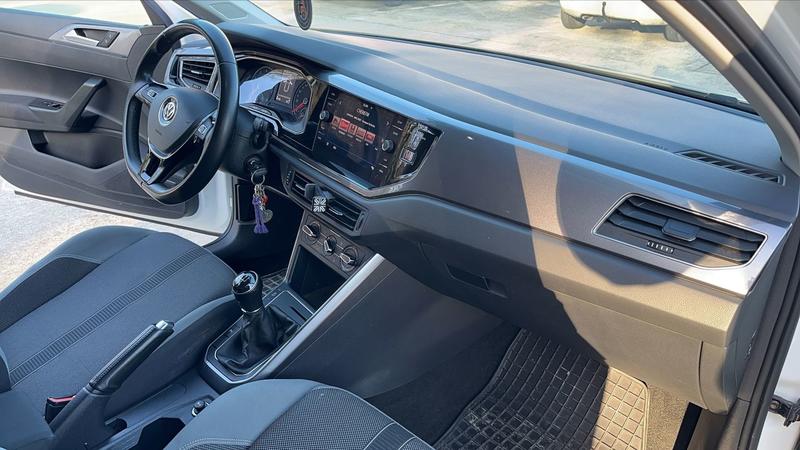 Volkswagen Polo VI 1.0 Tsi 95 Confortline