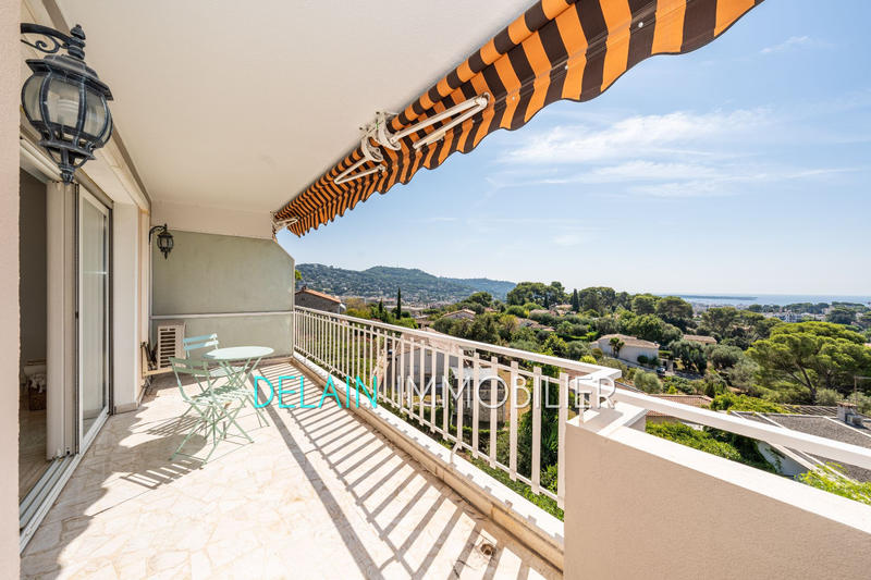 Appartement - 90 m² - 3 pièces