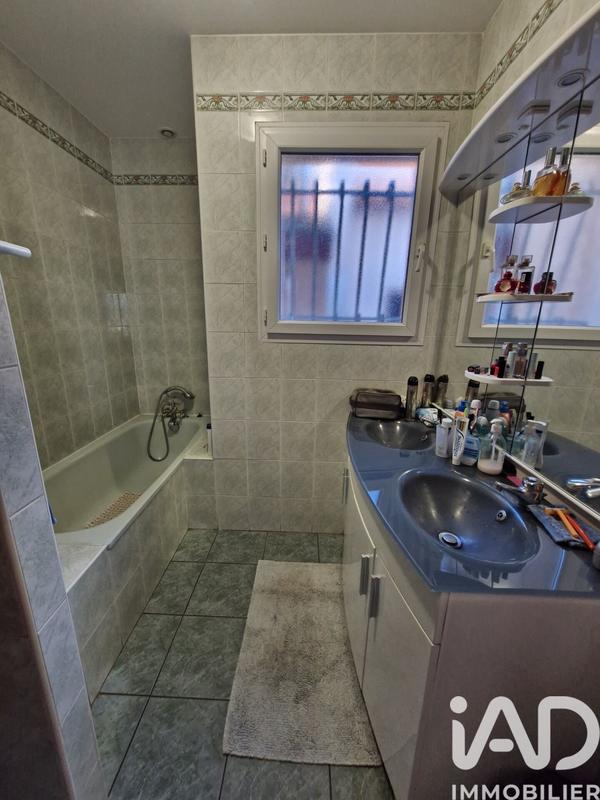 Maison - 102 m² - 5 pièces