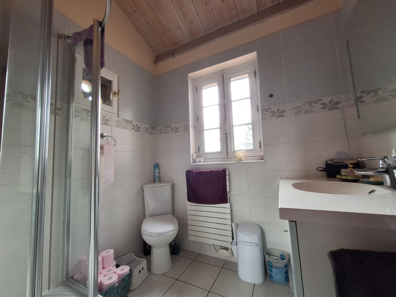 Propriété - 282 m² - 10 pièces