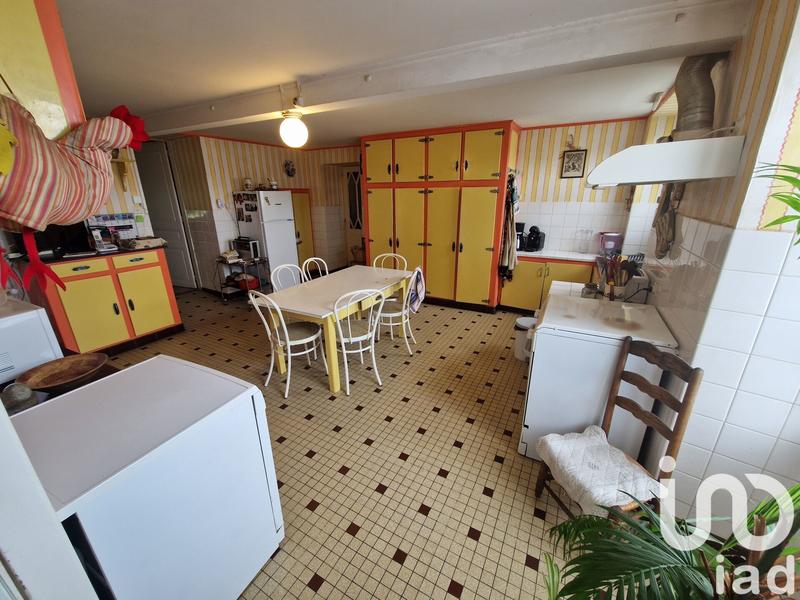 Maison - 567 m² - 12 pièces