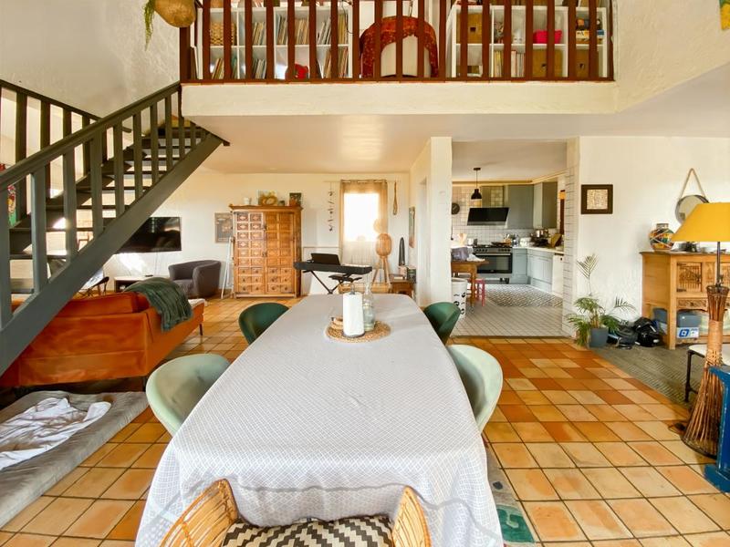 Maison - 165 m² - 6 pièces