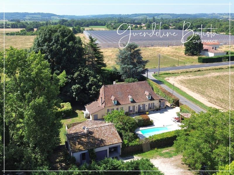 Maison en pierre - 306 m² - 11 pièces