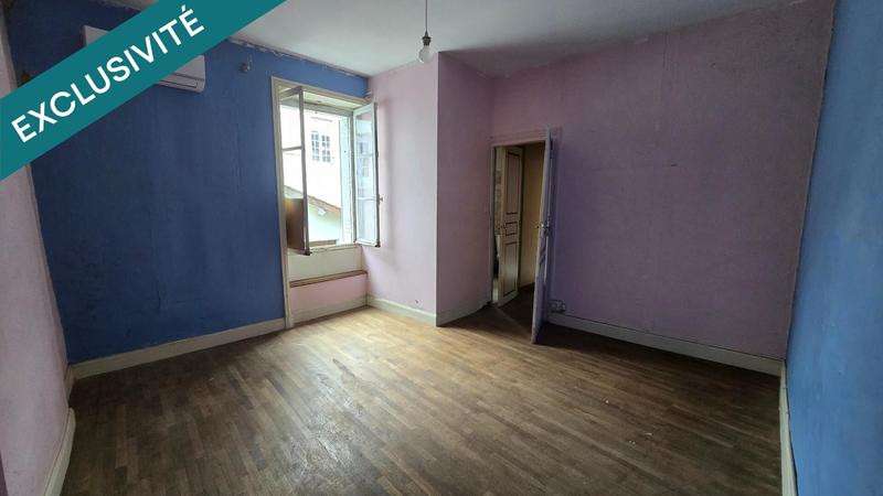 Maison - 210 m² - 7 pièces