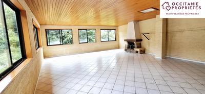 Maison de village - 227 m² - 9 pièces