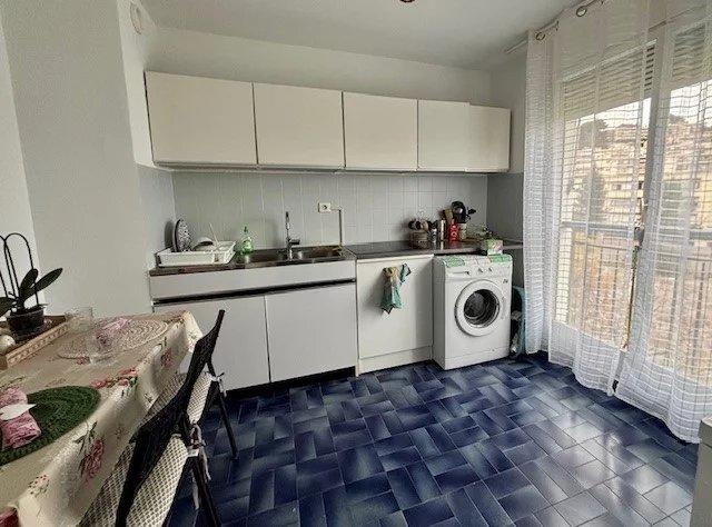 Studio - 32 m² - 1 pièce