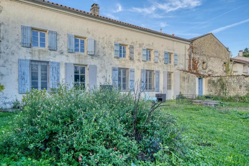 Longère - 300 m² - 7 pièces