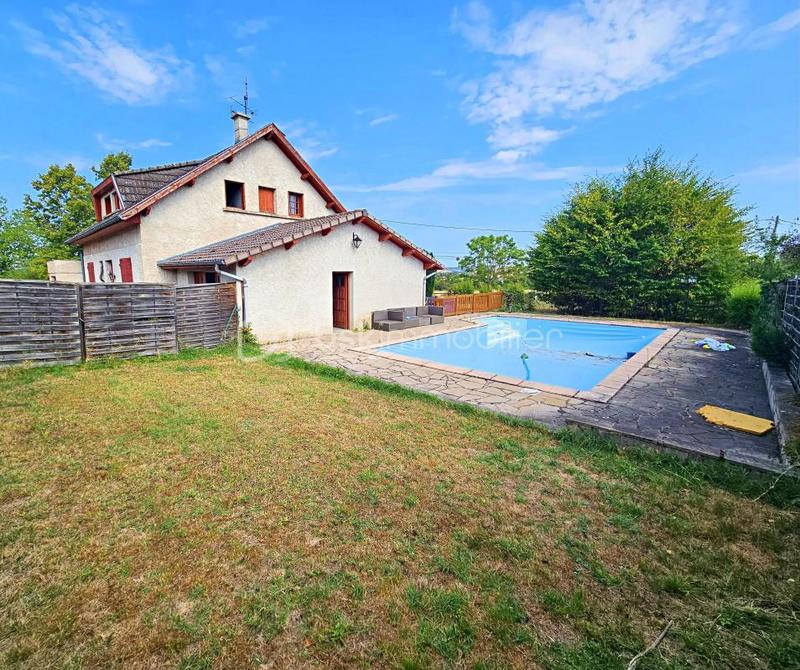 Maison - 140 m² - 7 pièces